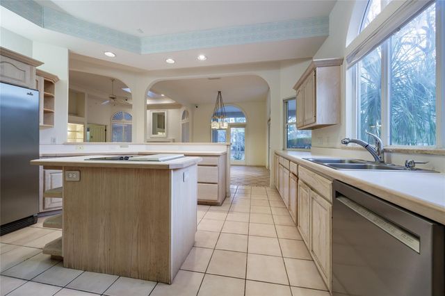 6804 NW 111TH LANE, Alachua, FL 32615