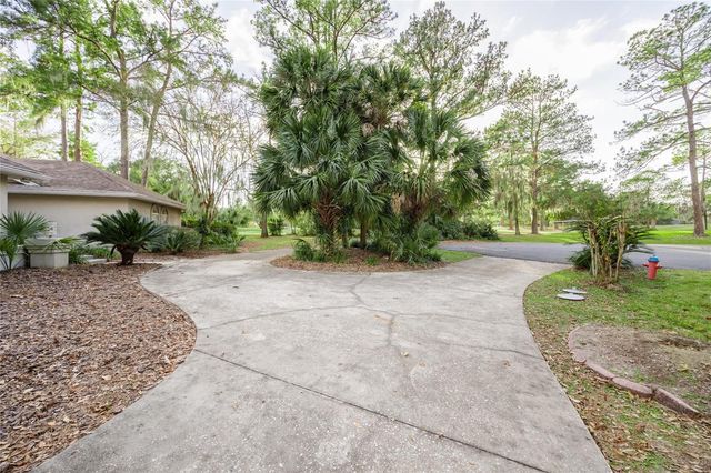 6804 NW 111TH LANE, Alachua, FL 32615