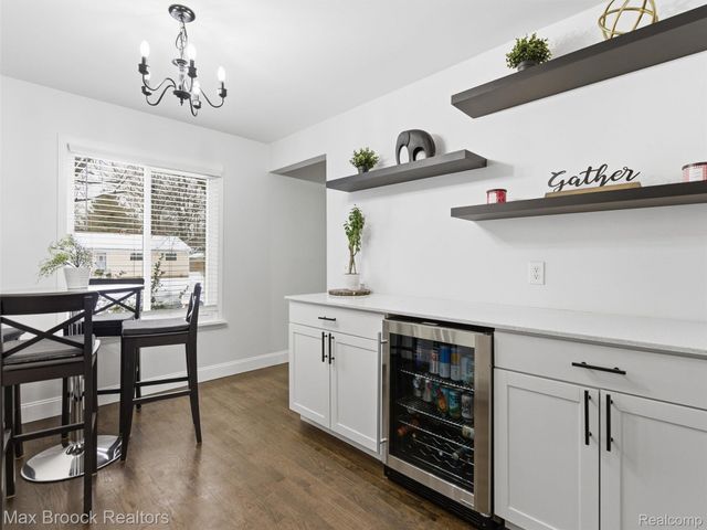 3655 Walnut, West Bloomfield Charter Township, MI 48324