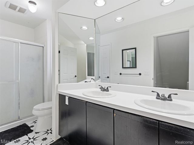 3655 Walnut, West Bloomfield Charter Township, MI 48324