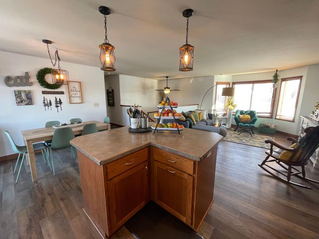 3907 13th Street S, Moorhead, MN 56560