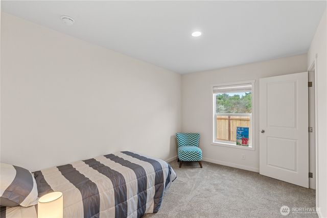 175 Wishkah Street SW, Ocean Shores, WA 98569