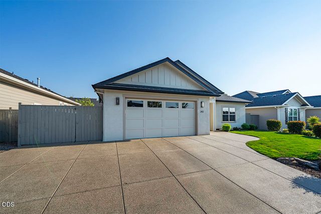 342 Kansas Drive, Medford, OR 97504