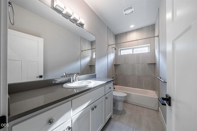 342 Kansas Drive, Medford, OR 97504