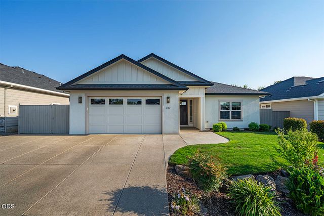 342 Kansas Drive, Medford, OR 97504