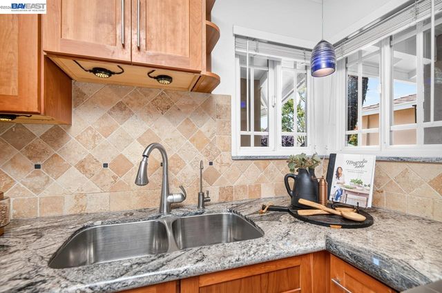 6252 Robin Ct, Pleasanton, CA 94588
