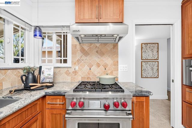 6252 Robin Ct, Pleasanton, CA 94588