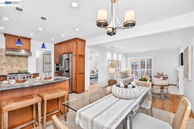 6252 Robin Ct, Pleasanton, CA 94588