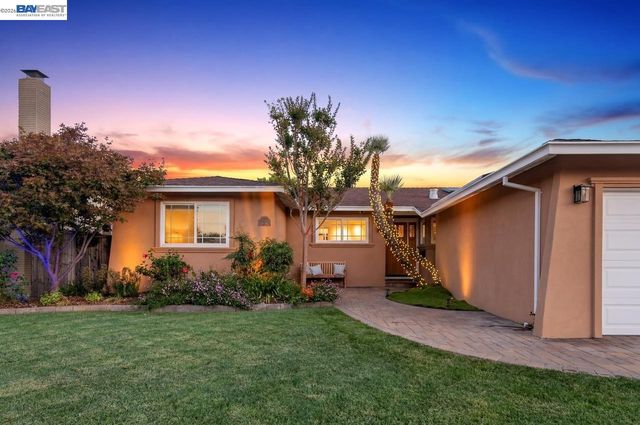 6252 Robin Ct, Pleasanton, CA 94588