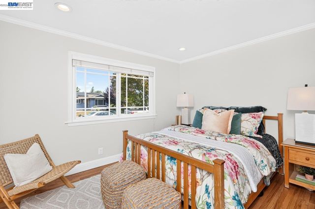 6252 Robin Ct, Pleasanton, CA 94588