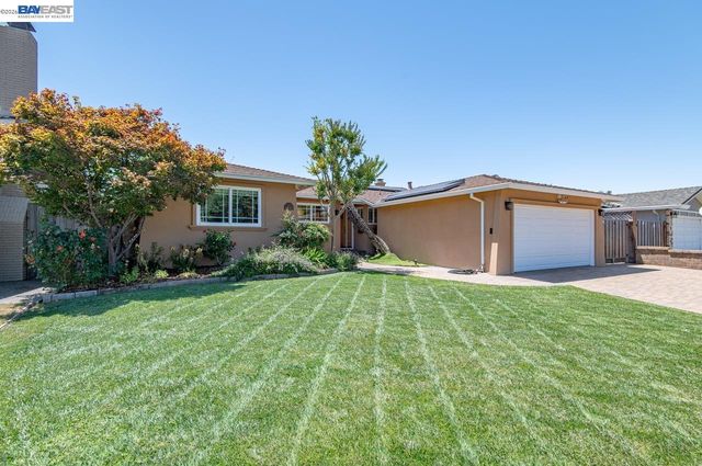 6252 Robin Ct, Pleasanton, CA 94588