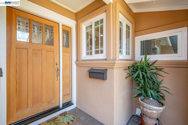 6252 Robin Ct, Pleasanton, CA 94588