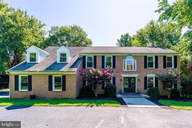 8320 SYLVAN WAY, Clifton, VA 20124