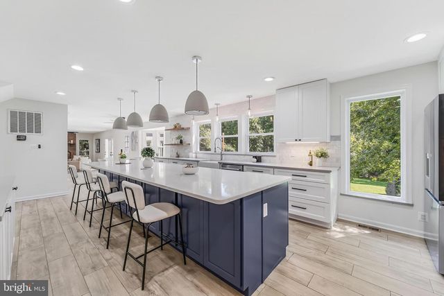 8320 SYLVAN WAY, Clifton, VA 20124