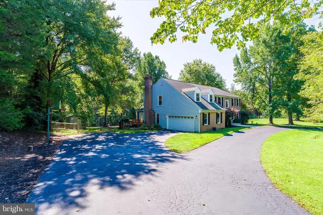 8320 SYLVAN WAY, Clifton, VA 20124