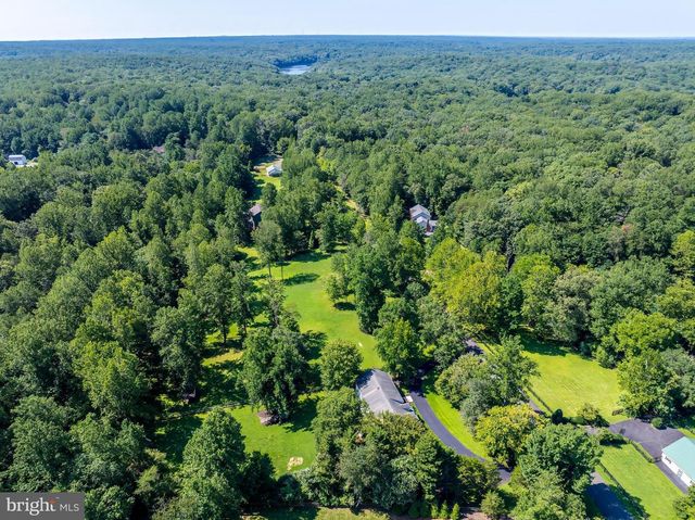 8320 SYLVAN WAY, Clifton, VA 20124