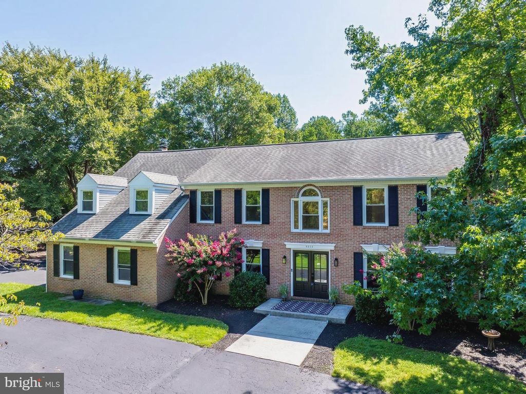 8320 SYLVAN WAY, Clifton, VA 20124