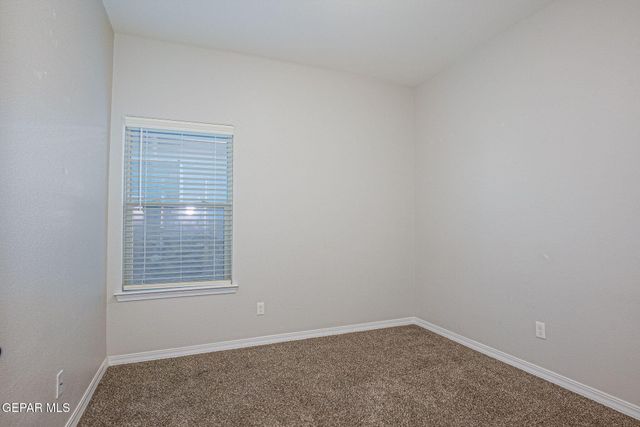 807 HC Gilbert Minjares Drive B, Socorro, TX 79927