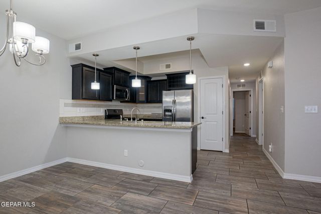 807 HC Gilbert Minjares Drive B, Socorro, TX 79927