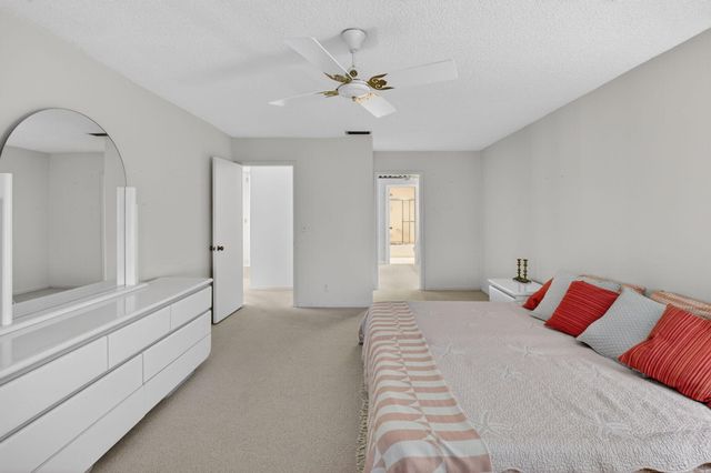 13889 Royal Palm Court D, Delray Beach, FL 33484