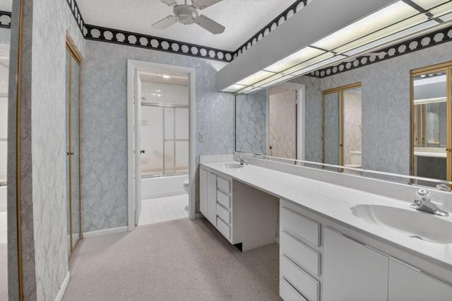 13889 Royal Palm Court D, Delray Beach, FL 33484