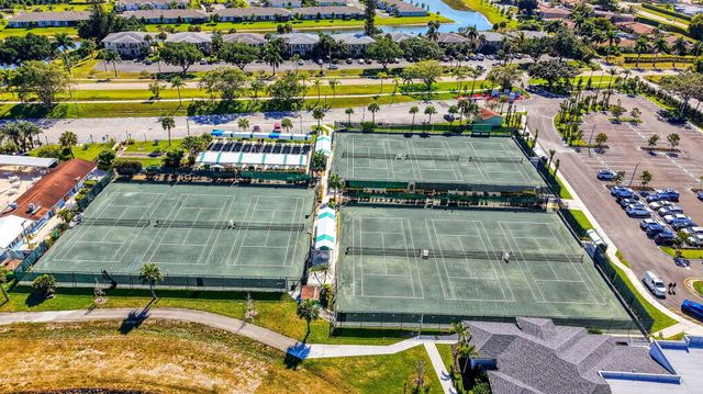 13889 Royal Palm Court D, Delray Beach, FL 33484