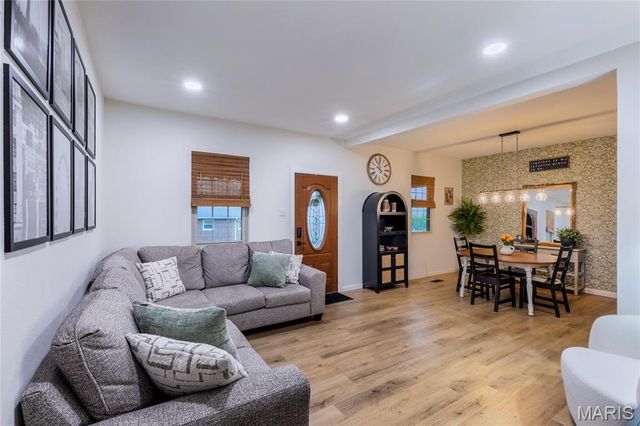 4123 Blow Street, St Louis, MO 63116