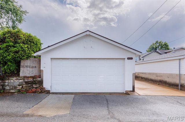 4123 Blow Street, St Louis, MO 63116