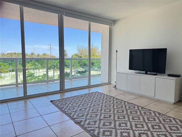 100 Bayview Drive 309, Sunny Isles Beach, FL 33160