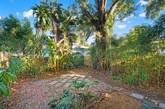 501 E FLORIBRASKA AVENUE, Tampa, FL 33603