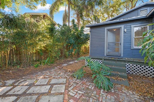 501 E FLORIBRASKA AVENUE, Tampa, FL 33603