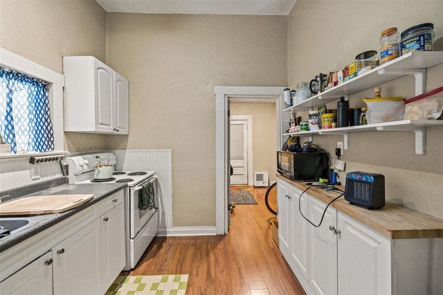 501 E FLORIBRASKA AVENUE, Tampa, FL 33603