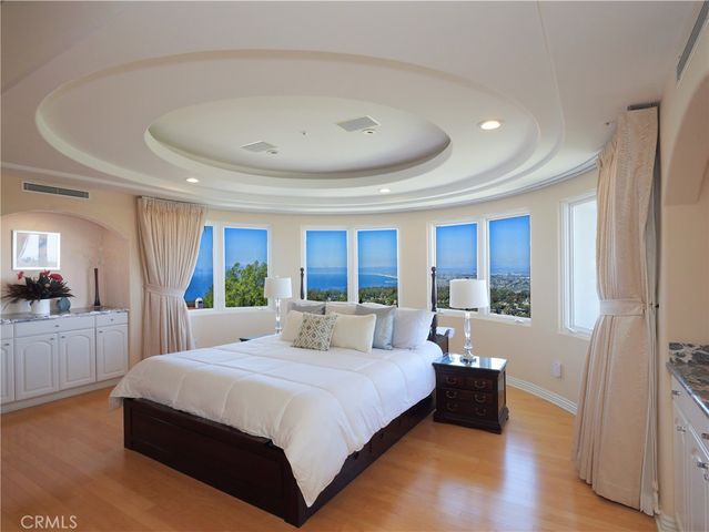 702 via La Cuesta, Palos Verdes Estates, CA 90274