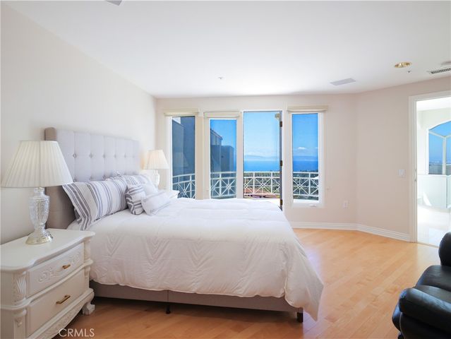 702 via La Cuesta, Palos Verdes Estates, CA 90274