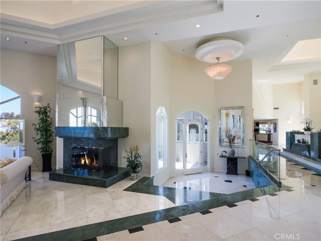 702 via La Cuesta, Palos Verdes Estates, CA 90274