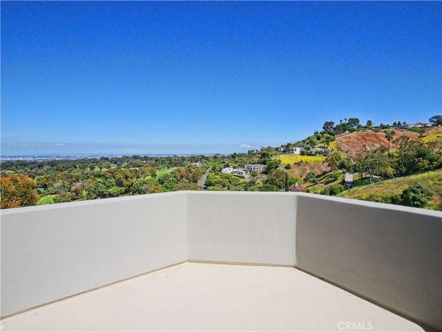 702 via La Cuesta, Palos Verdes Estates, CA 90274