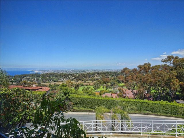 702 via La Cuesta, Palos Verdes Estates, CA 90274