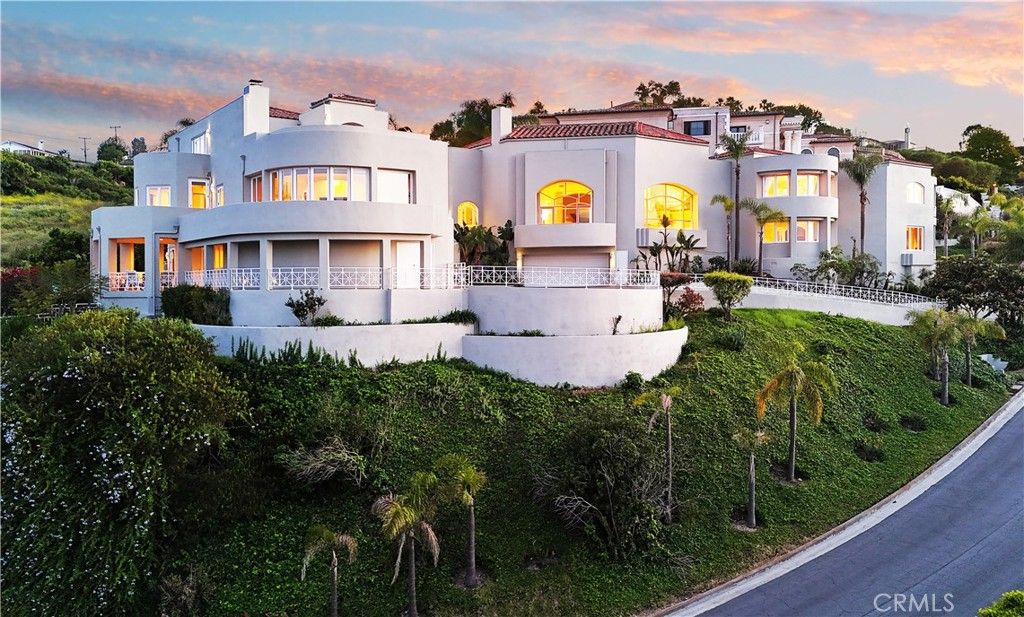 702 via La Cuesta, Palos Verdes Estates, CA 90274