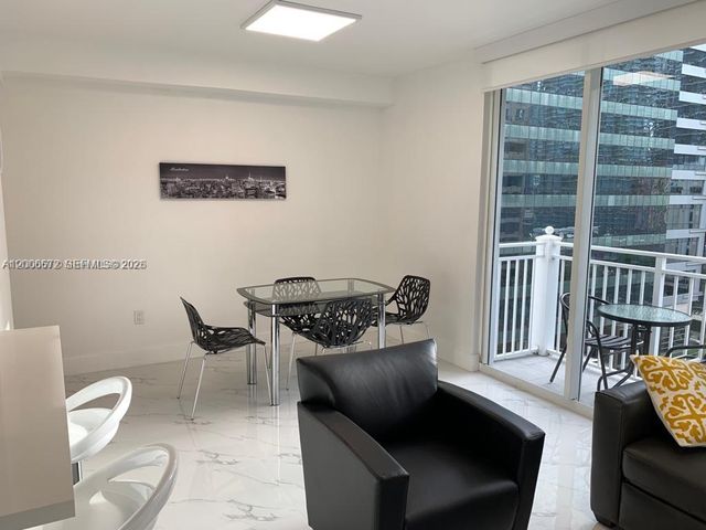 185 SE 14th Ter 1009, Miami, FL 33131