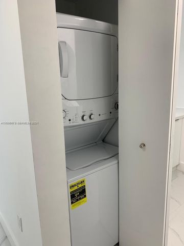 185 SE 14th Ter 1009, Miami, FL 33131