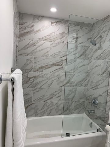 185 SE 14th Ter 1009, Miami, FL 33131