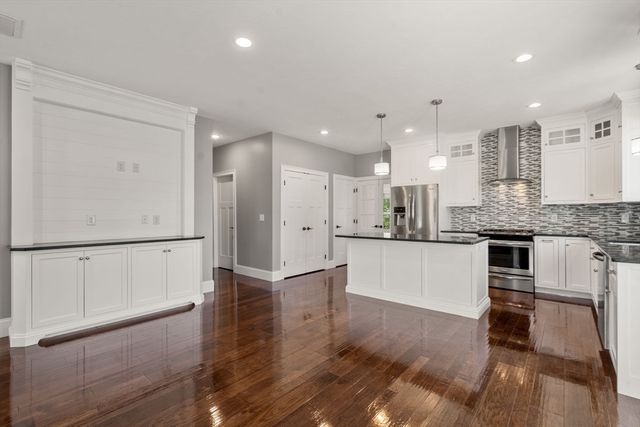 13 Boyde's Crossing, Norfolk, MA 02056