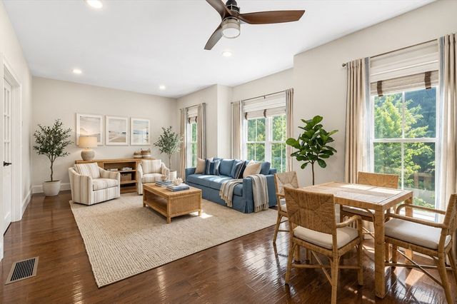 13 Boyde's Crossing, Norfolk, MA 02056
