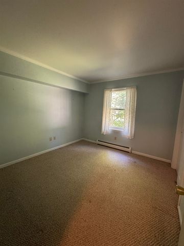 106 Park St Unit 9, Bennington, VT 05201