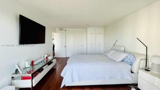 3731 N Country Club Dr 2225, Aventura, FL 33180