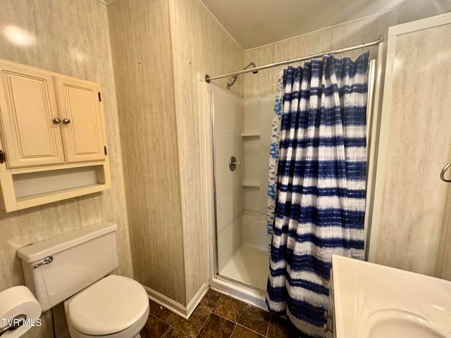 539 Oakwood Avenue, Pennington Gap, VA 24277
