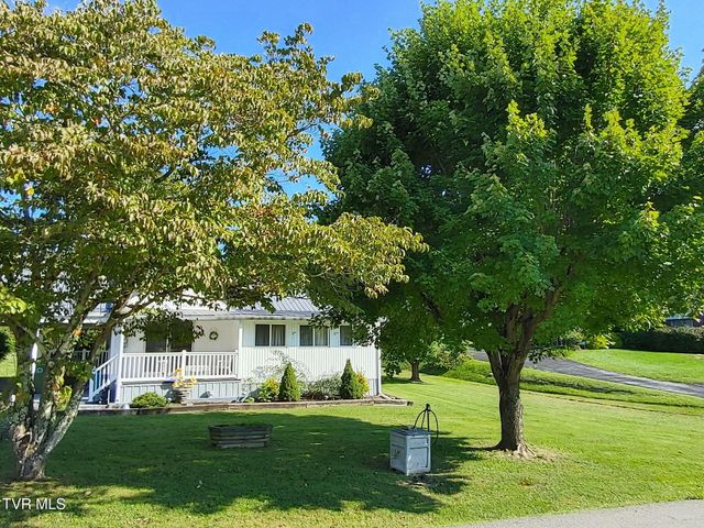 539 Oakwood Avenue, Pennington Gap, VA 24277