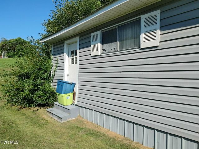 539 Oakwood Avenue, Pennington Gap, VA 24277