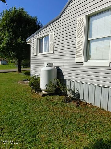 539 Oakwood Avenue, Pennington Gap, VA 24277