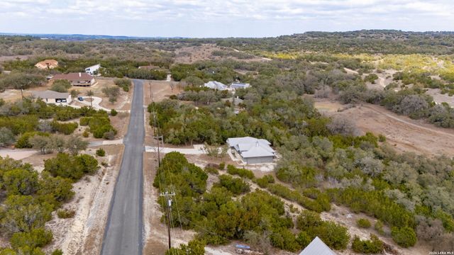 486 Thoroughbred, Spring Branch, TX 78070